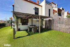 Casa em Ayamonte - Bright Refurbished 3 Bedroom Townhouse ALI001